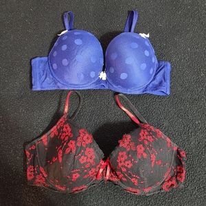 2pk bras Frederick's of Hollywood